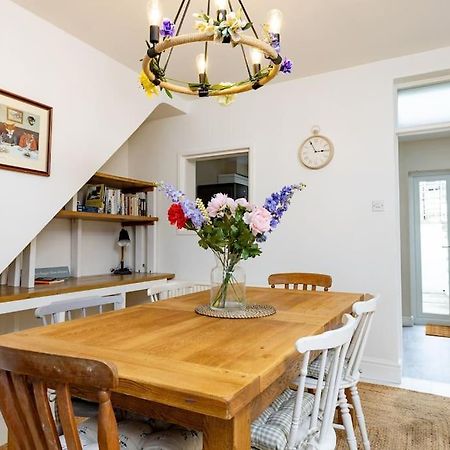 Pure B - Welcoming Bath City 3 Bed House Free Parking & Wifi Bagian luar foto
