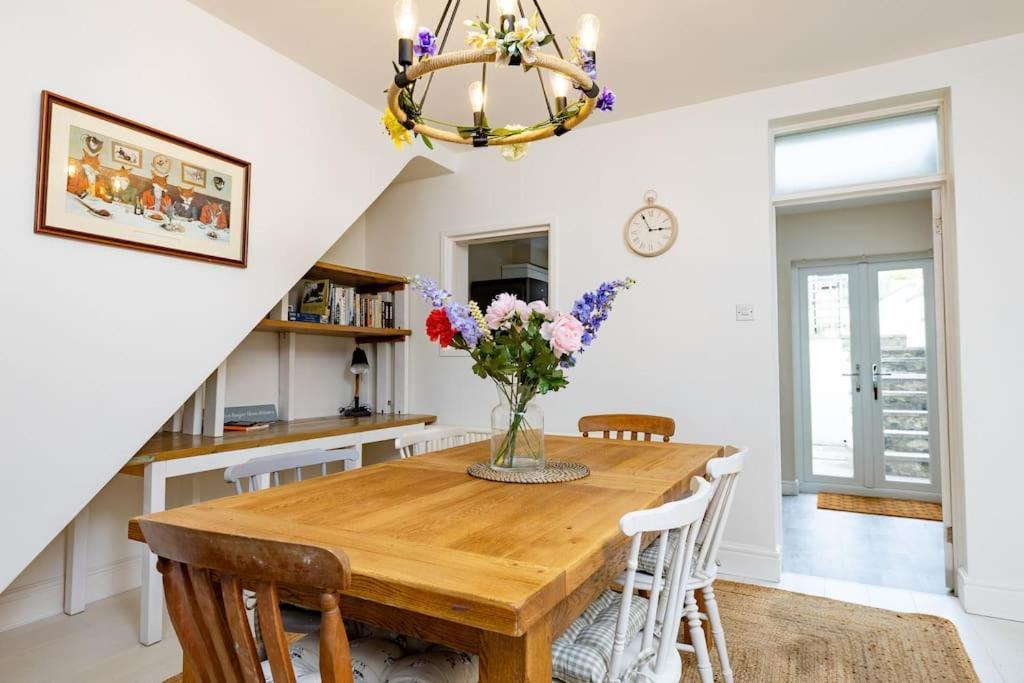 Pure B - Welcoming Bath City 3 Bed House Free Parking & Wifi Bagian luar foto