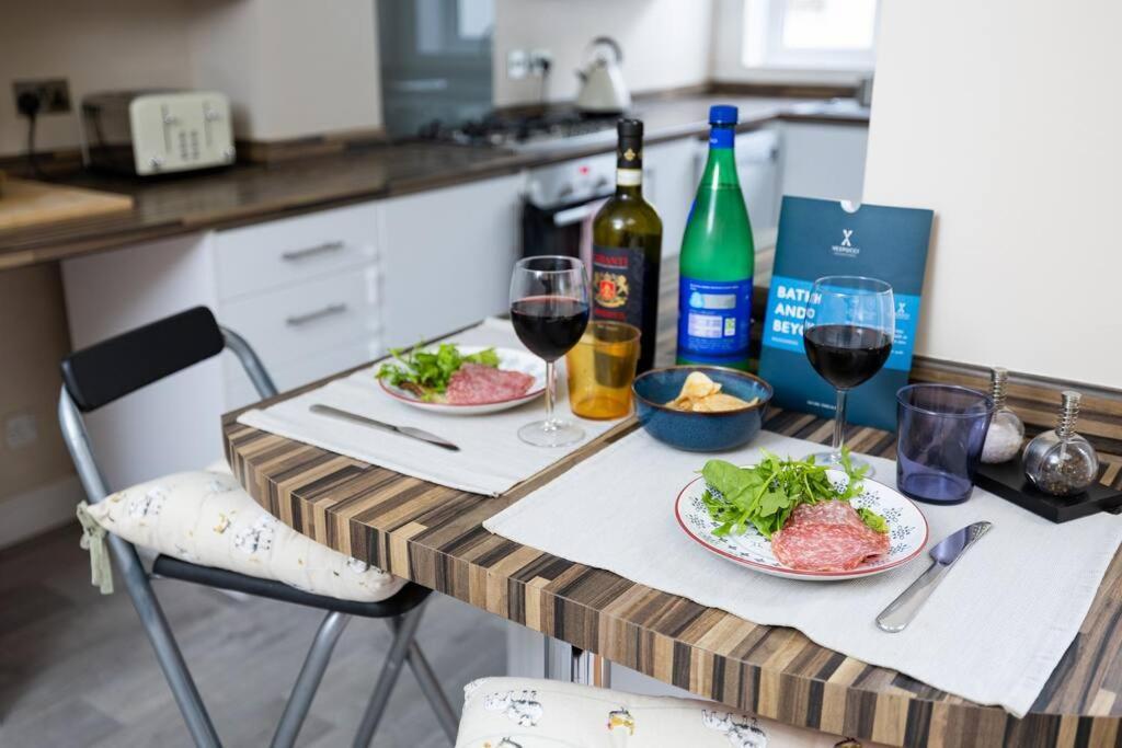 Pure B - Welcoming Bath City 3 Bed House Free Parking & Wifi Bagian luar foto